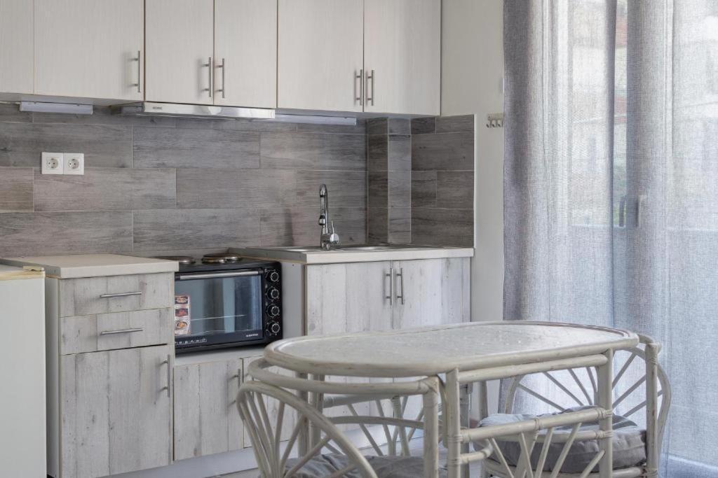 Lovely Studio Apartment For 2 Ppl In Athens Exterior photo